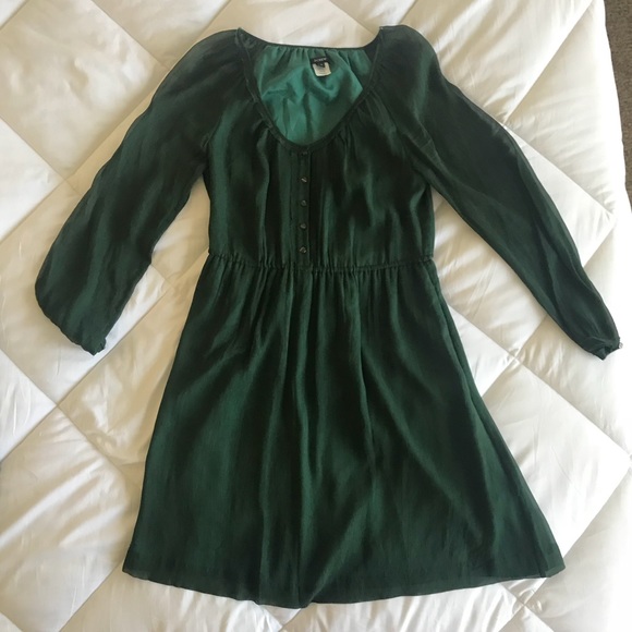 J. Crew Dresses & Skirts - Like new long sleeve 100% silk dress